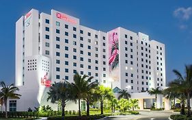 Hilton Garden Inn Miami Dolphin Mall